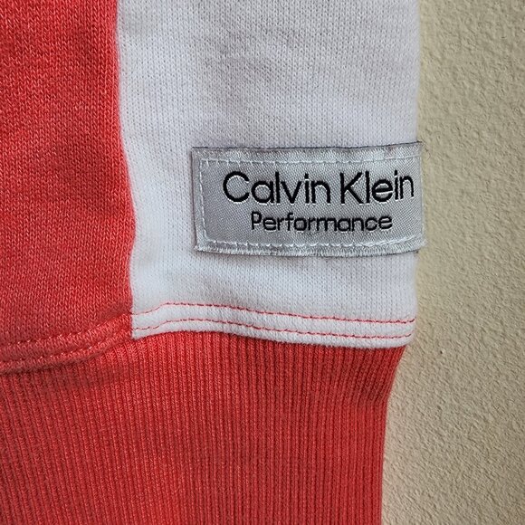 Calvin Klein Performance Pink/White Cropped Scoop Neck Sweatshirt Size Small - Picture 6 of 13